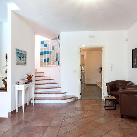 Villa 6 camere bagni, piscina, Wifi, animali, m200 Neviano Esterno foto