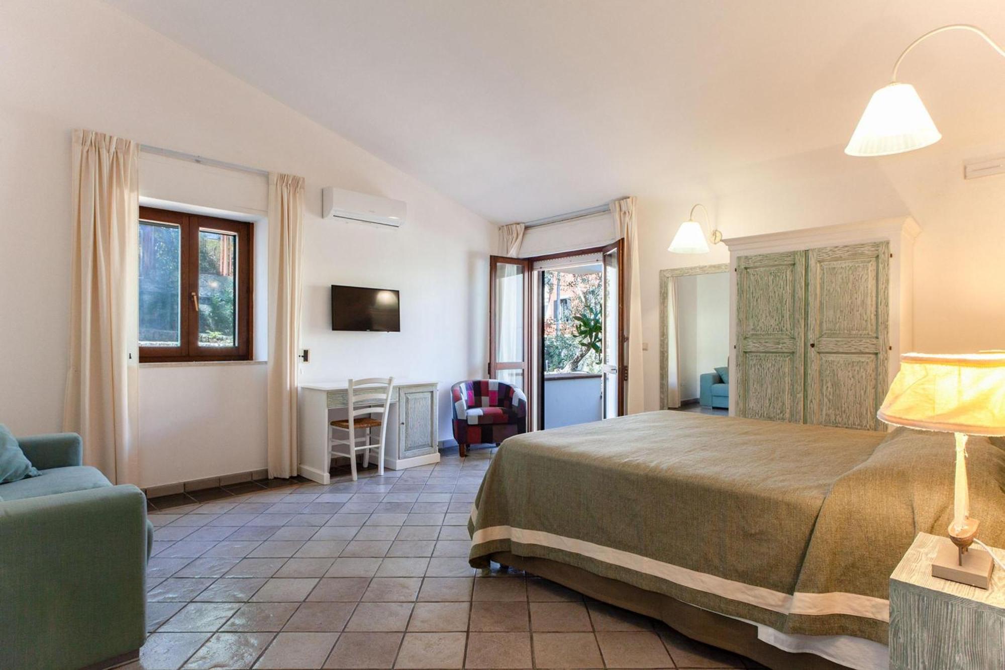 Villa 6 camere bagni, piscina, Wifi, animali, m200 Neviano Esterno foto