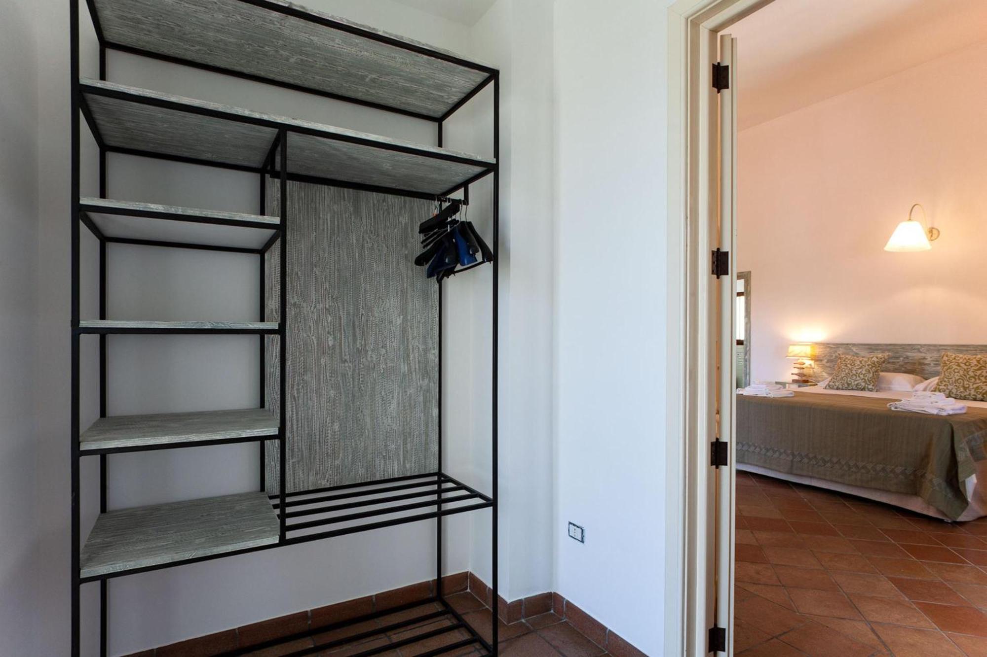 Villa 6 camere bagni, piscina, Wifi, animali, m200 Neviano Esterno foto
